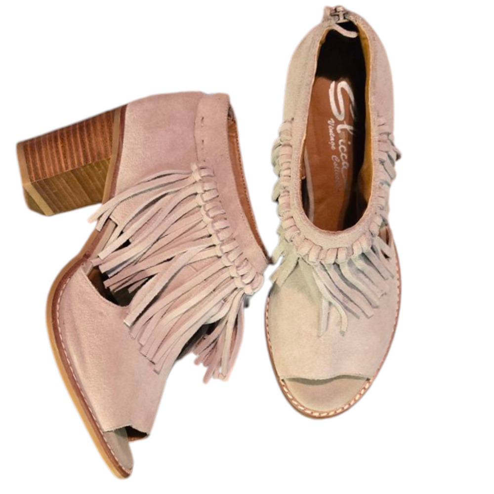 Sbicca Hickory Beige Suede Fringe Trimmed Block Heel Booties Peep Toe Size 8